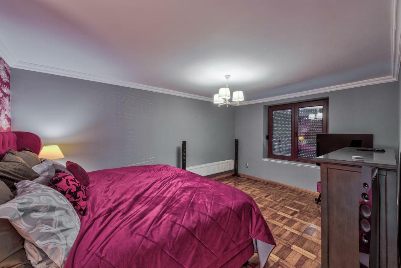 Le Park Apartment *