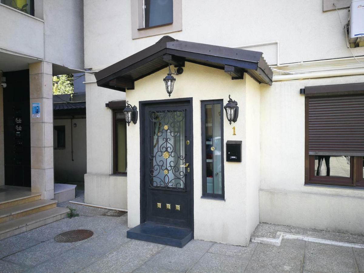 Le Park Apartment
