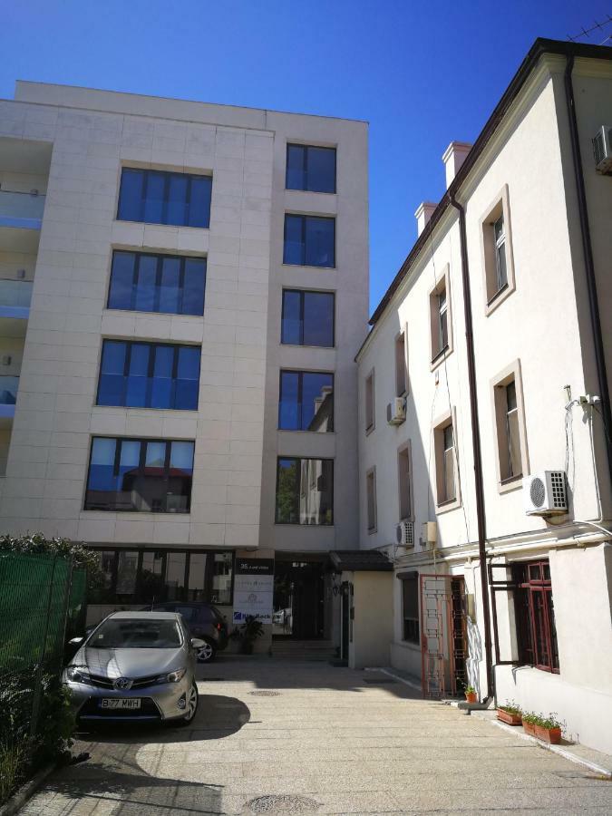 Le Park Apartment *